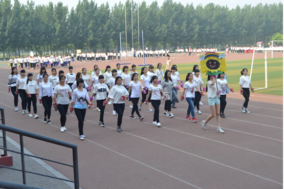 邯鄲學院清華萬博2015屆趣味運動會圓滿結束